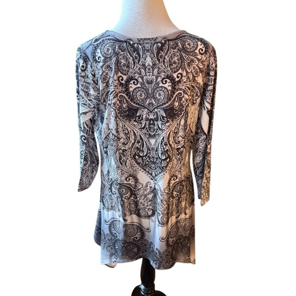 One World Live and Let Live Studded 3/4 Sleeve Top Women's Size Medium - Picture 5 of 15